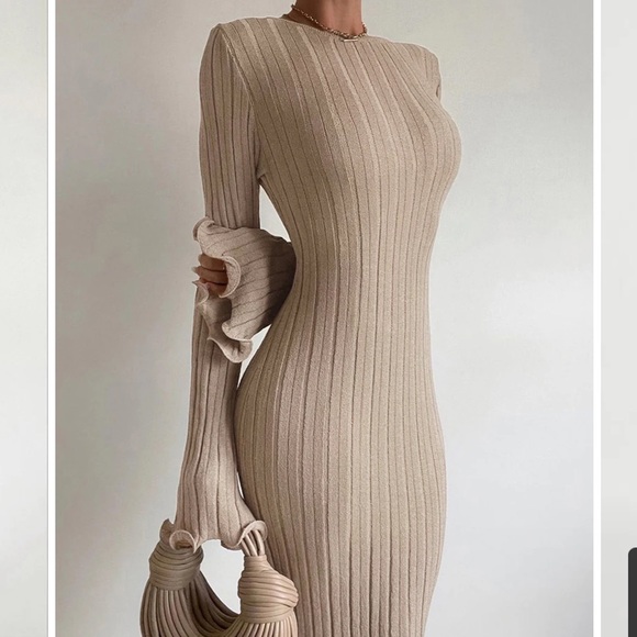 Tranquility Rib Open Back Long
Sleeve Long Dress - Picture 3 of 3